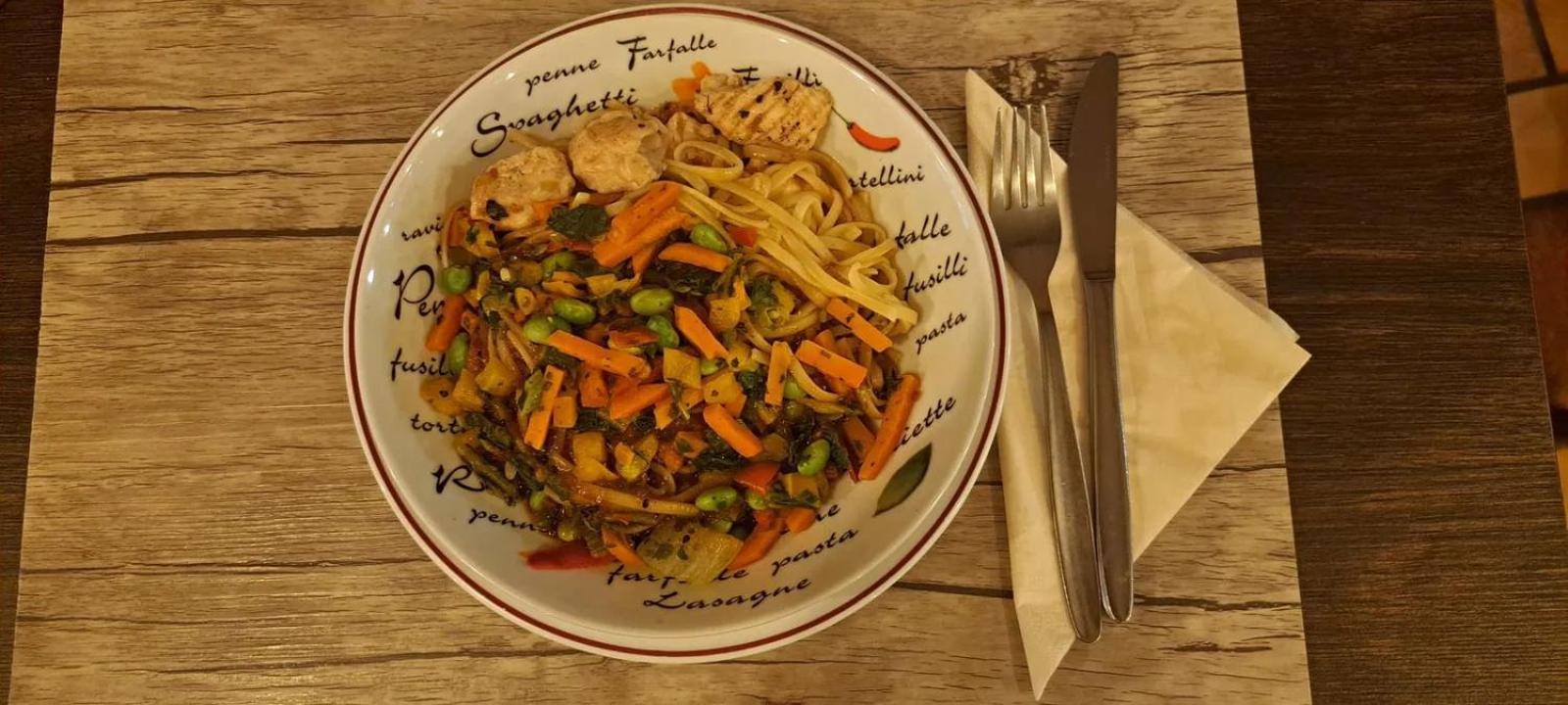 Dikke Vriend , Herberg & Taverne Шини Екстериор снимка