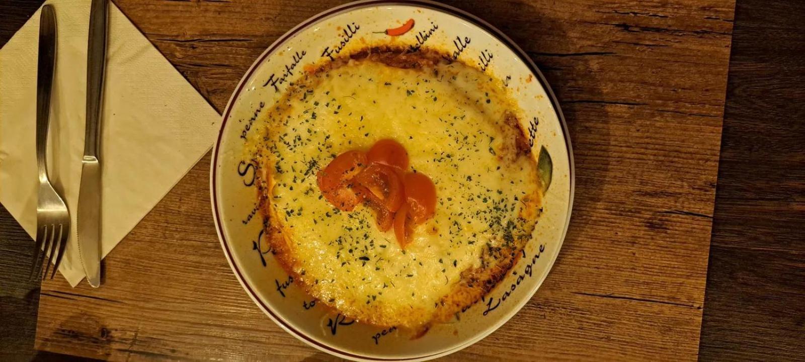 Dikke Vriend , Herberg & Taverne Шини Екстериор снимка